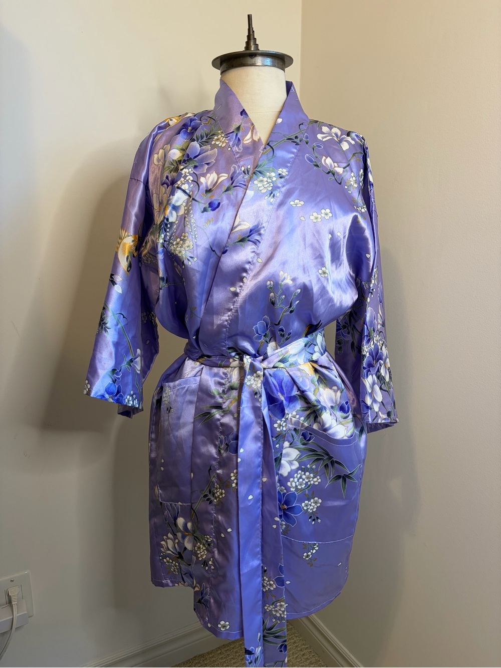 Vintage Japanese Satin Kimono Robe Purple Floral Bird Print ONE SIZE